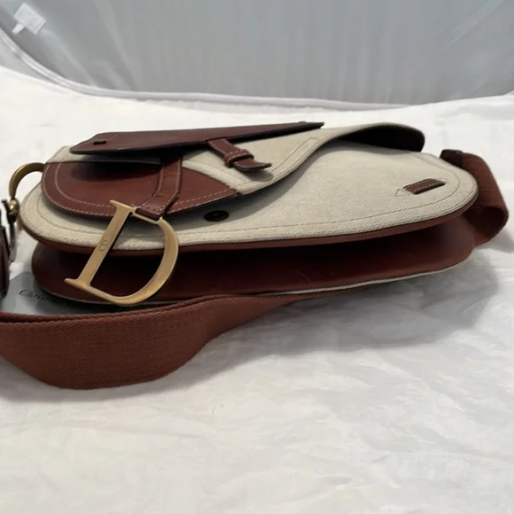 Dior Crossbody Saddle Bag - Picture 9 of 16
